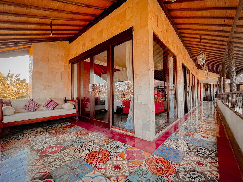 Villa Delmara At Balian Beach