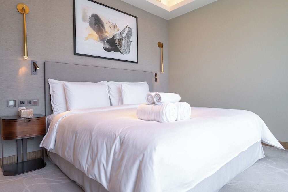 Address Residences Dubai Opera - Burj Khalifa City Views 2 & 3-Bedroom Apartment 1 minute walk to Burj Khalifa, Dubai Mall, Dubai Fountain by Heaven Crest