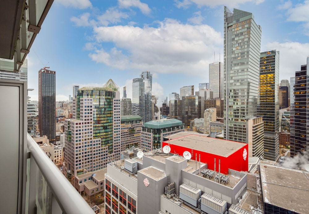 Applewood Suites - CN Tower & Convention
