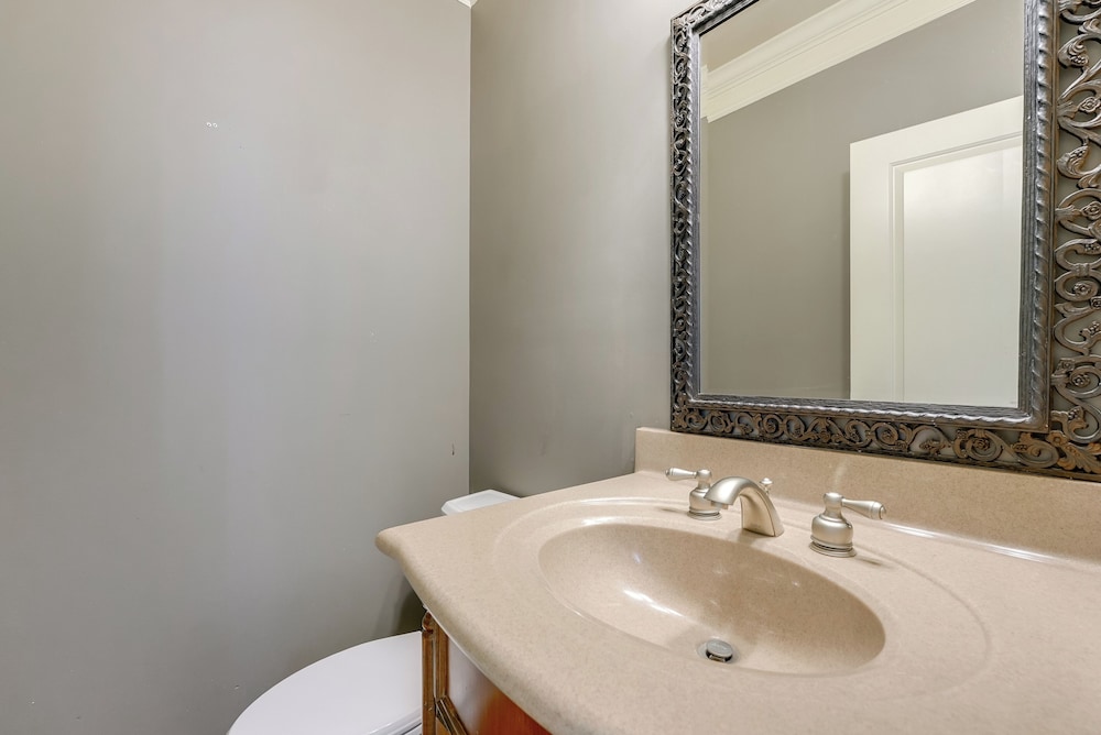 Pets Welcome! Spacious ATL Area Retreat w/ Deck