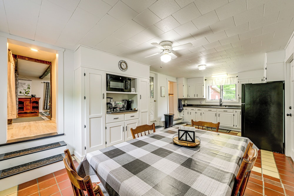 Adirondack Escape w/ River Access: Fish & Swim