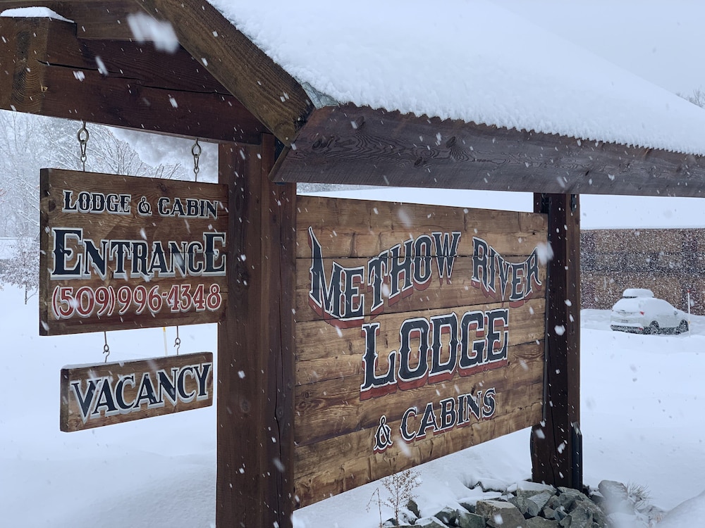 Methow River Lodge & Cabins