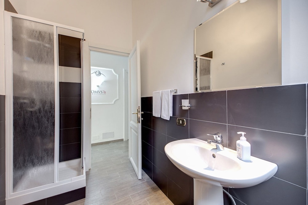 Domus 78