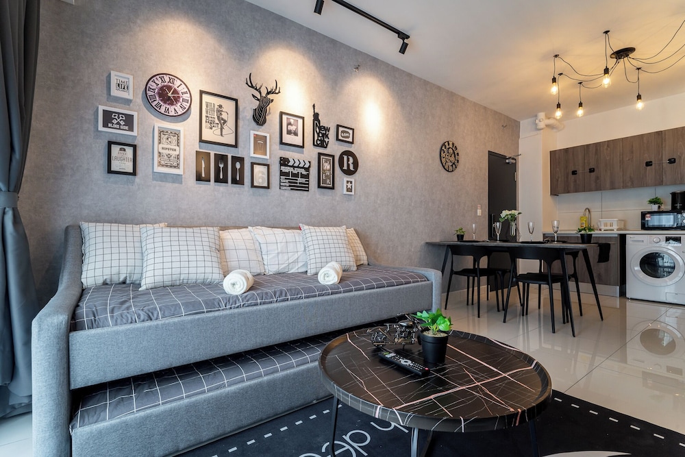 Edumetro by Manhattan Group