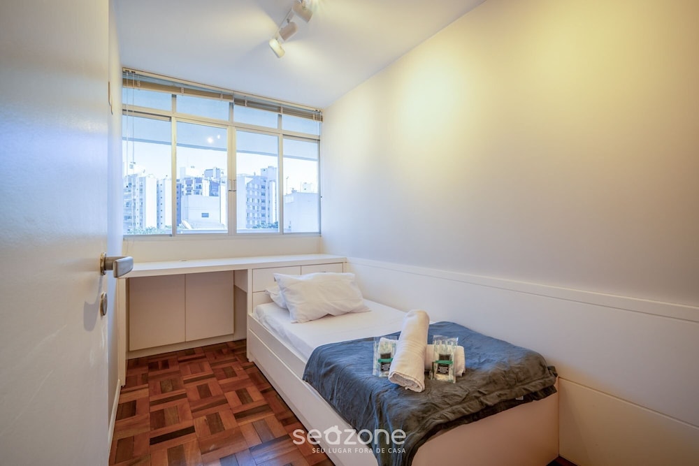 2 Bedroom Apart in the Center of Floripa Jfm0101