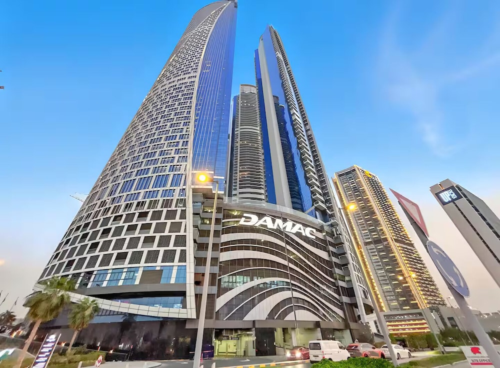 Damac Paramount Towers - Business Bay