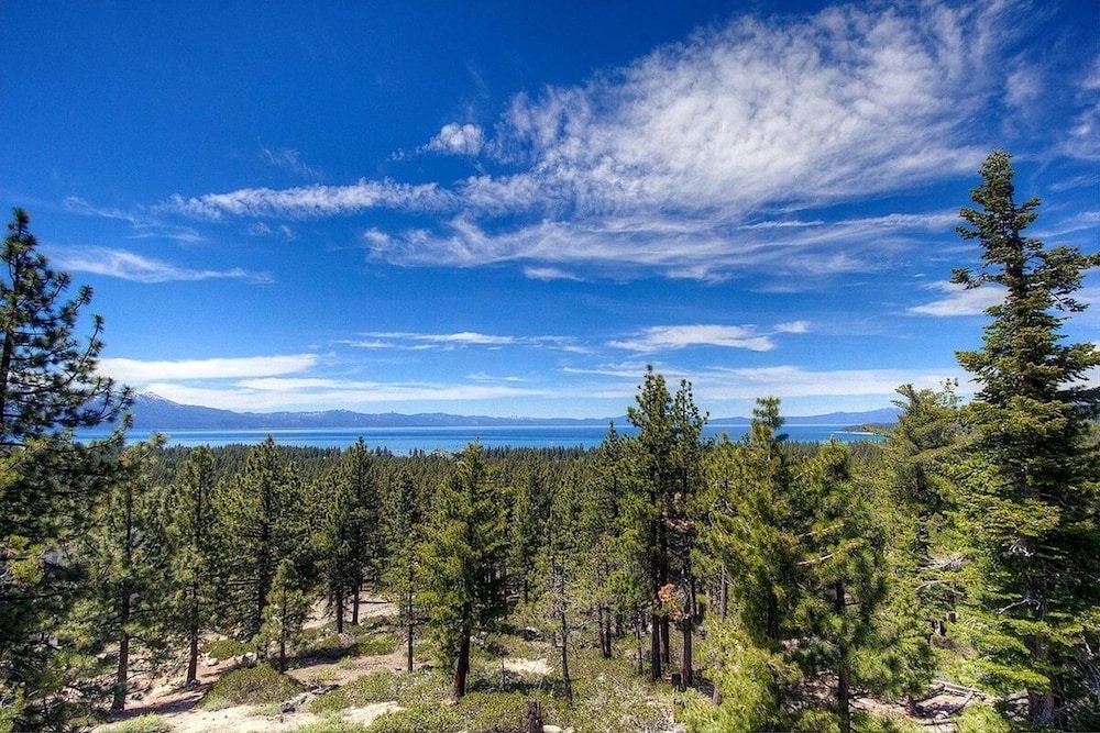 Hch1475 - Heavenly Lake View Retreat 5 Bedroom Home