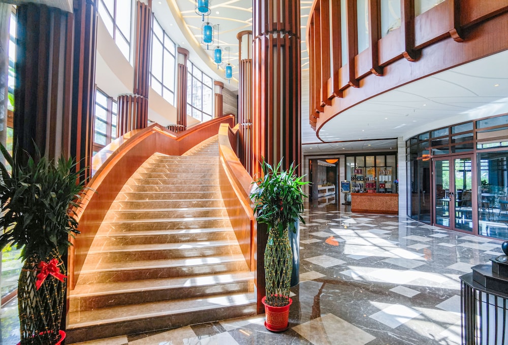 wanningnanyanwanhaiyabieshuhotel