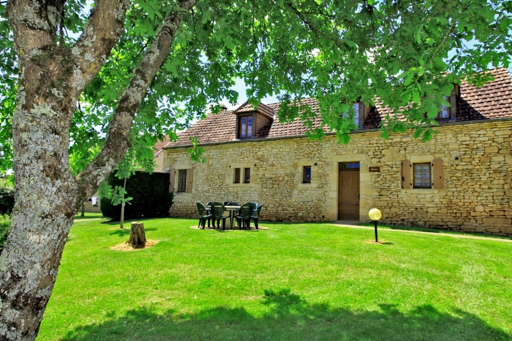 Combas Village De Gites