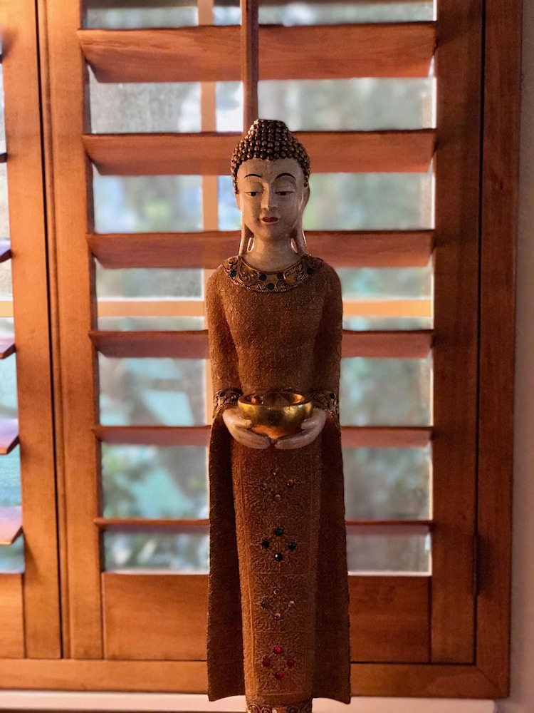 Private-Luxurious Mediterranean Villa - Property Image 7