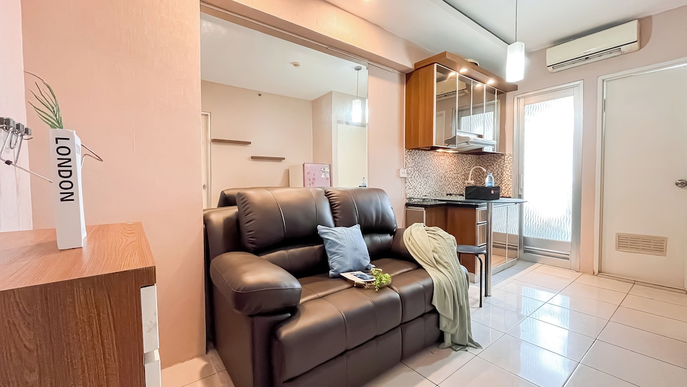 Simply 2Br Apartment At Green Bay Pluit