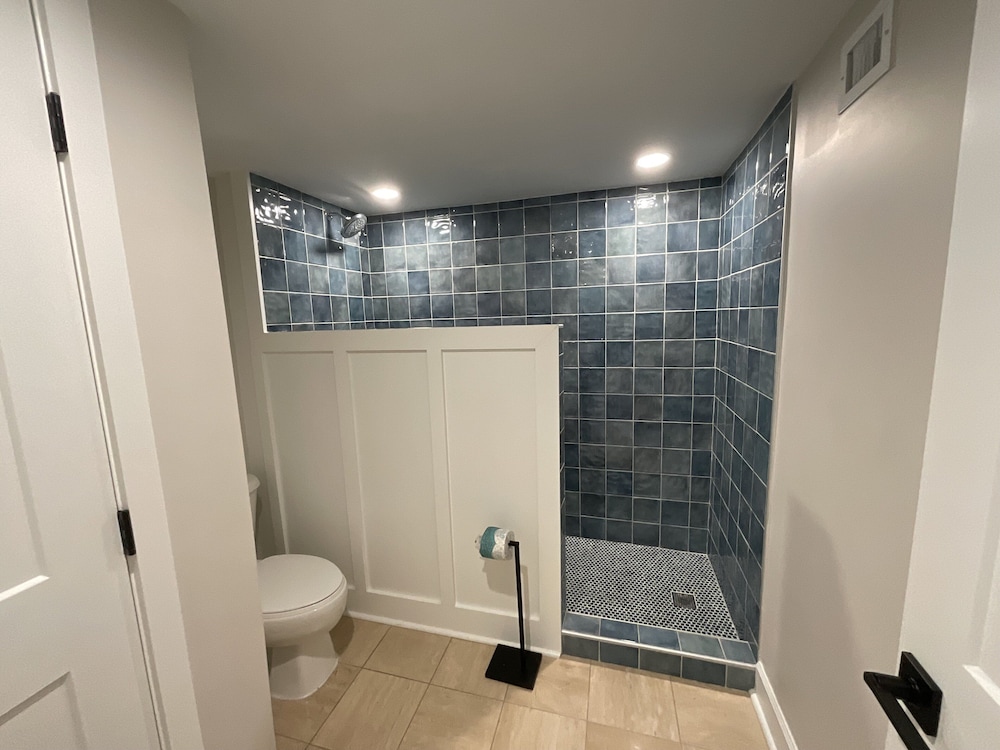 504 Brighton 2 Bedroom Condo
