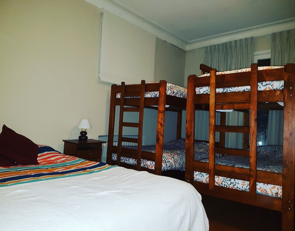 Hostal Chile Chico - Hostel