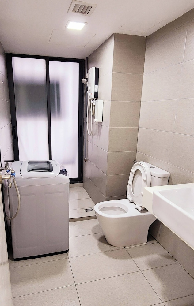 Cheras Minimalist Duplex Retreat for 8 Guests