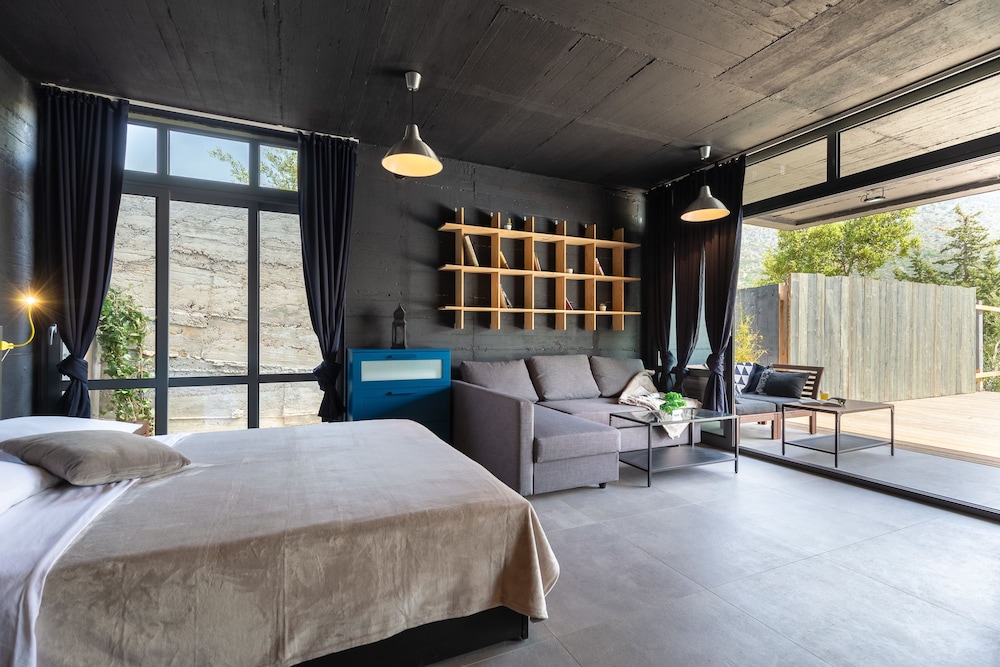 Apartment Ares