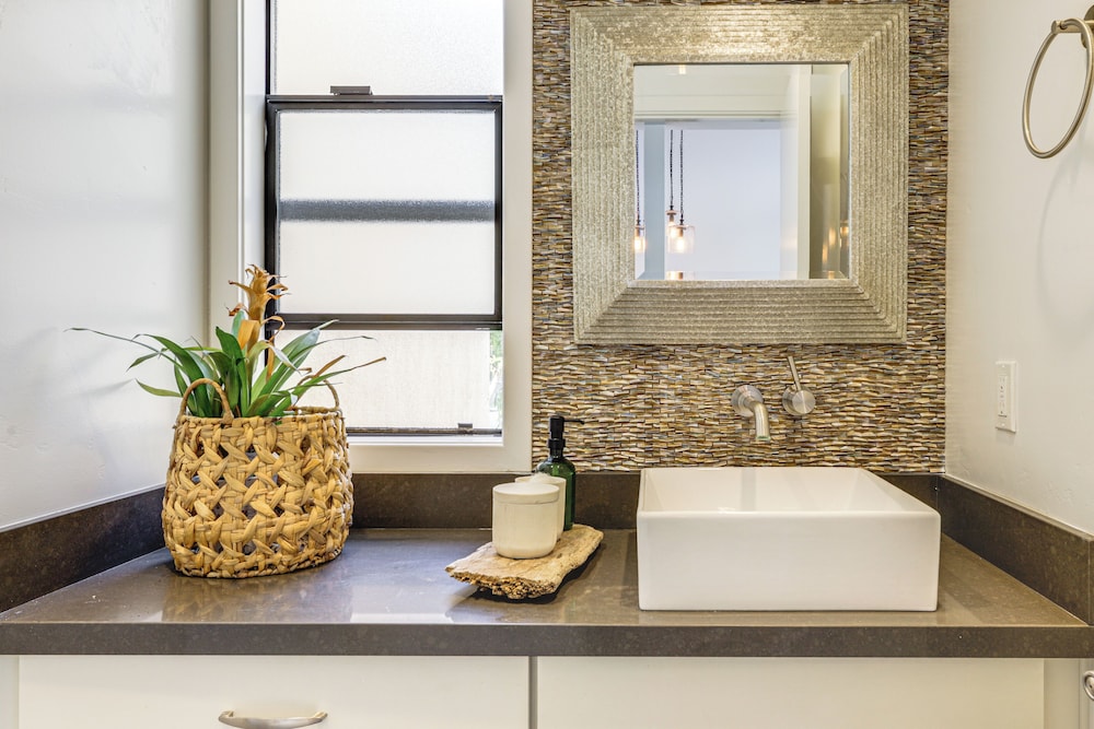 Resort Perks, Ocean Access: Solana Beach Townhome!