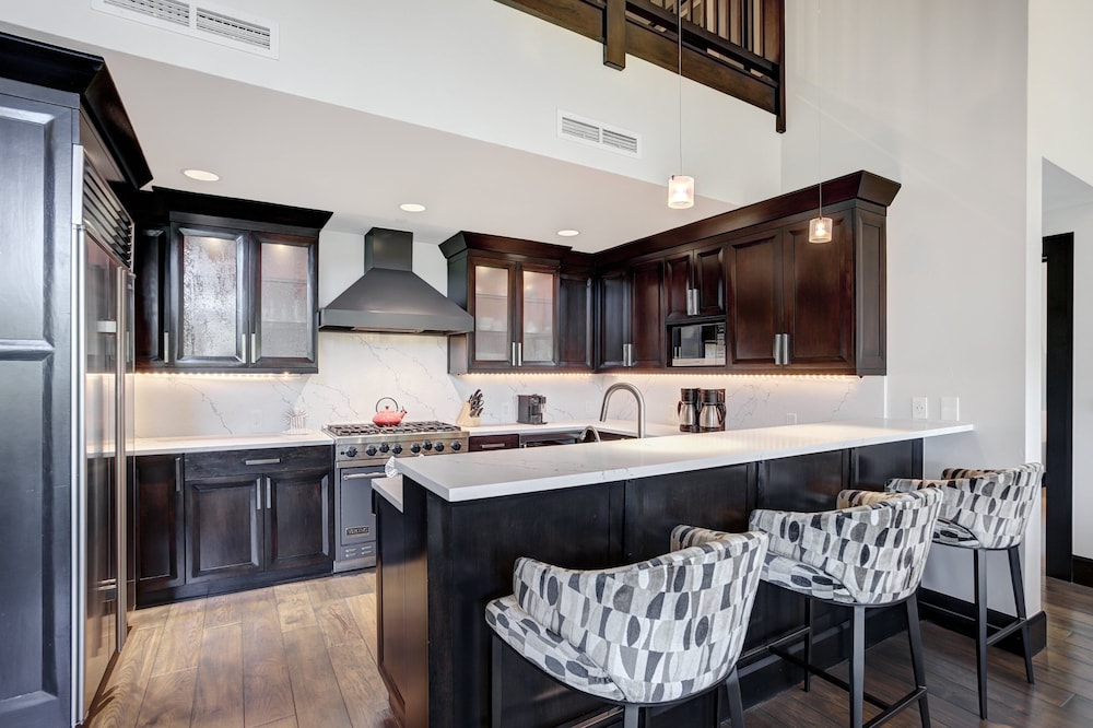Ski-in/ski-out 3br+loft Condo, Bachelor Gulch 3 Bedroom Condo