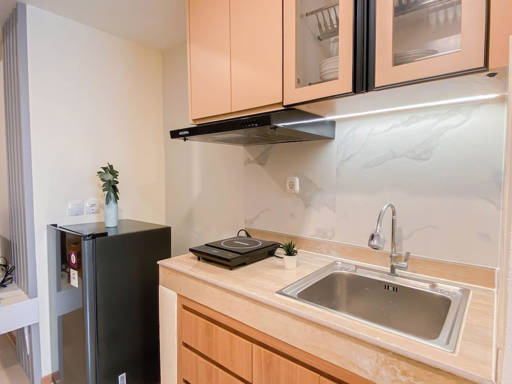 Modern 2Br At Meikarta Apartment Near Aeon Delta Mas