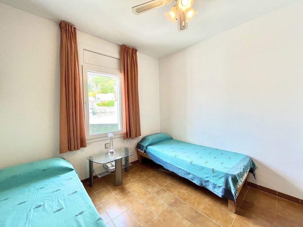Apartment in Rosas Near Cap de Creus