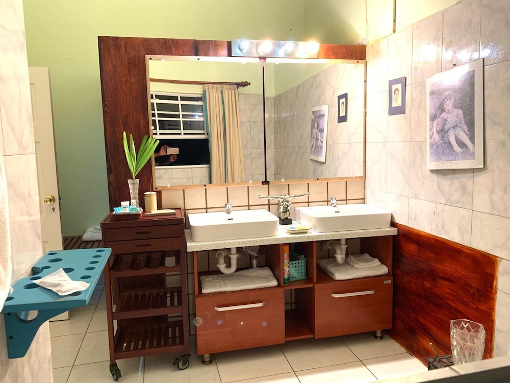 RNM The Clubhouse Grenada