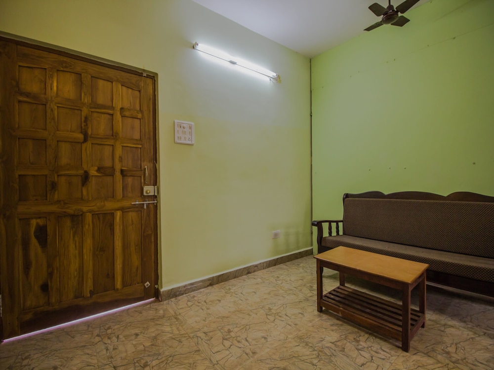 OYO 14021 Home 1BHK with Garden Morjim Beach
