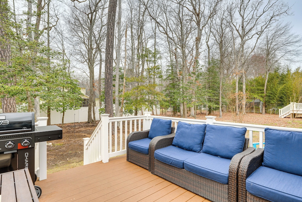 1 Mi to Outlets Ocean City: Home w/ Large Yard!