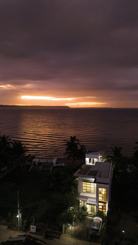 RLJ Beach House