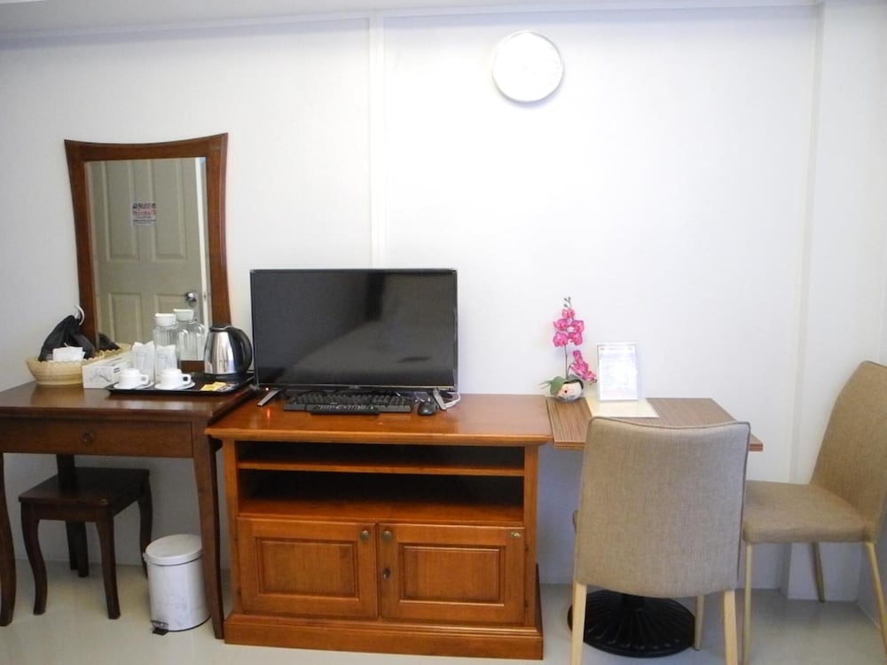 Bann Tawan Hostel Chiang Rai
