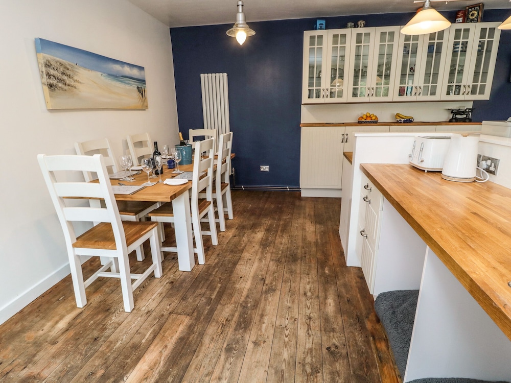Asta Cottage