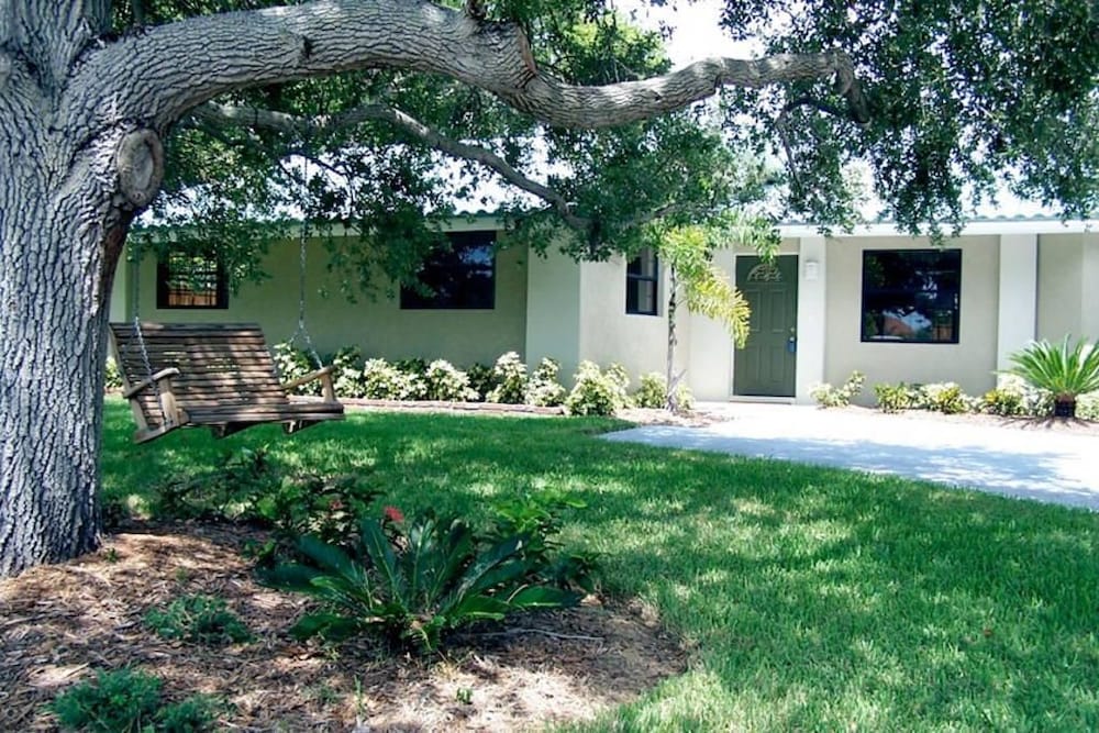 Siesta Key Zen Den - Property Image 2
