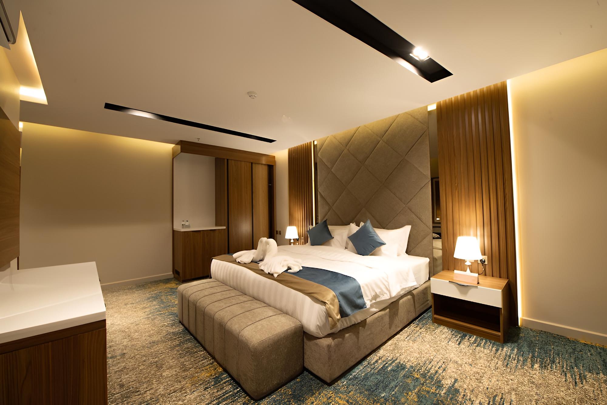 Grand day hotel view 5