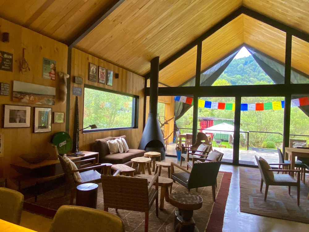 SURONOSUR LODGE