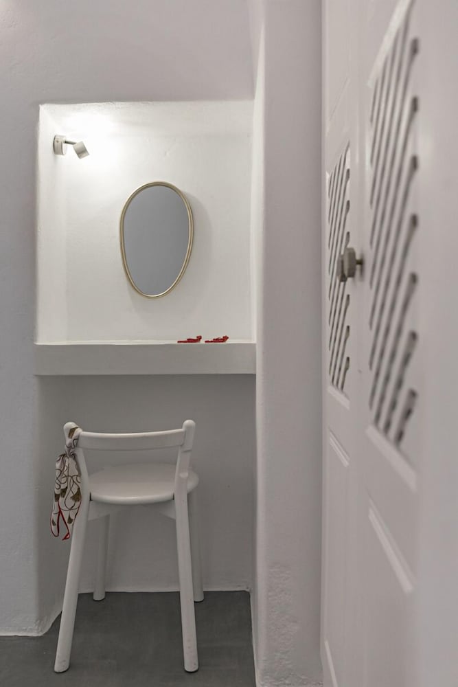Helianthus Suites