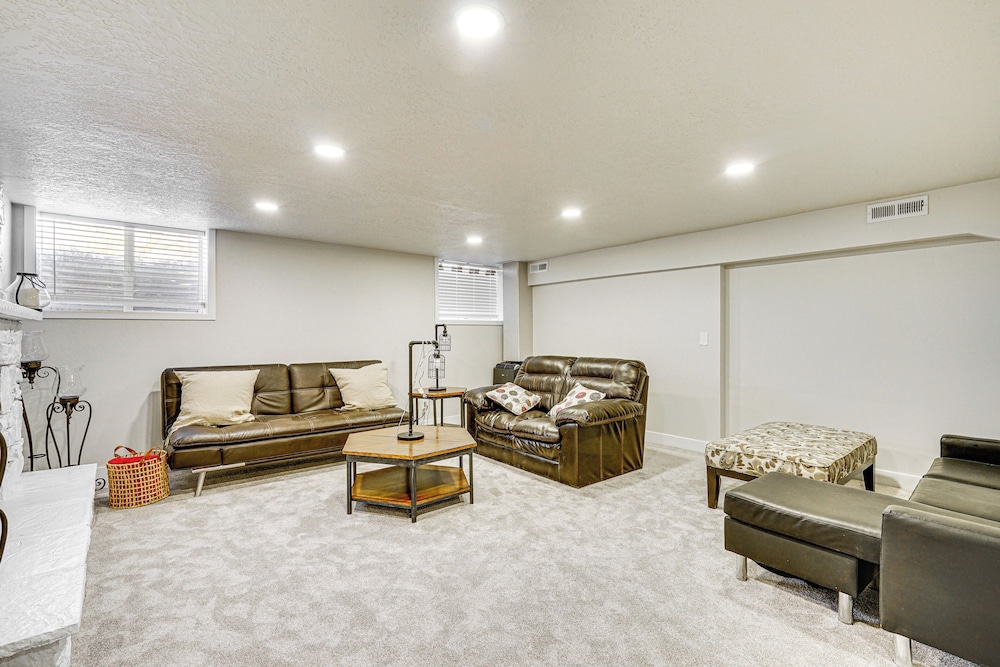 3 Mi to Valley Fair Mall: Salt Lake City Apt!