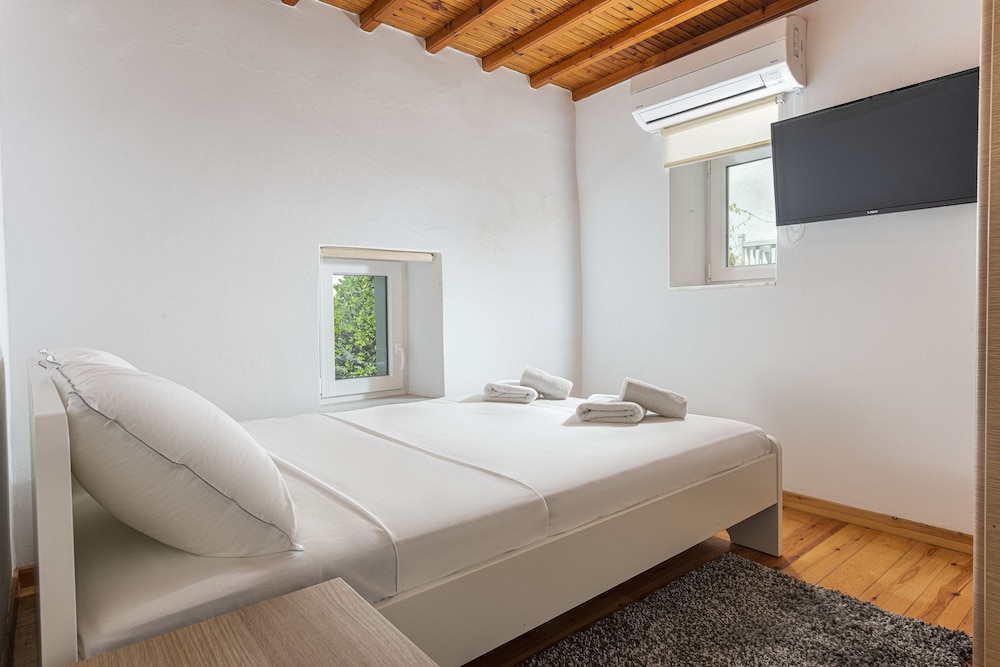 Mykonos City Maisonette photo 2