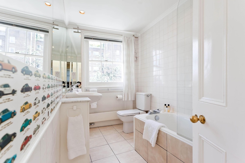 Albion Street by Onefinestay