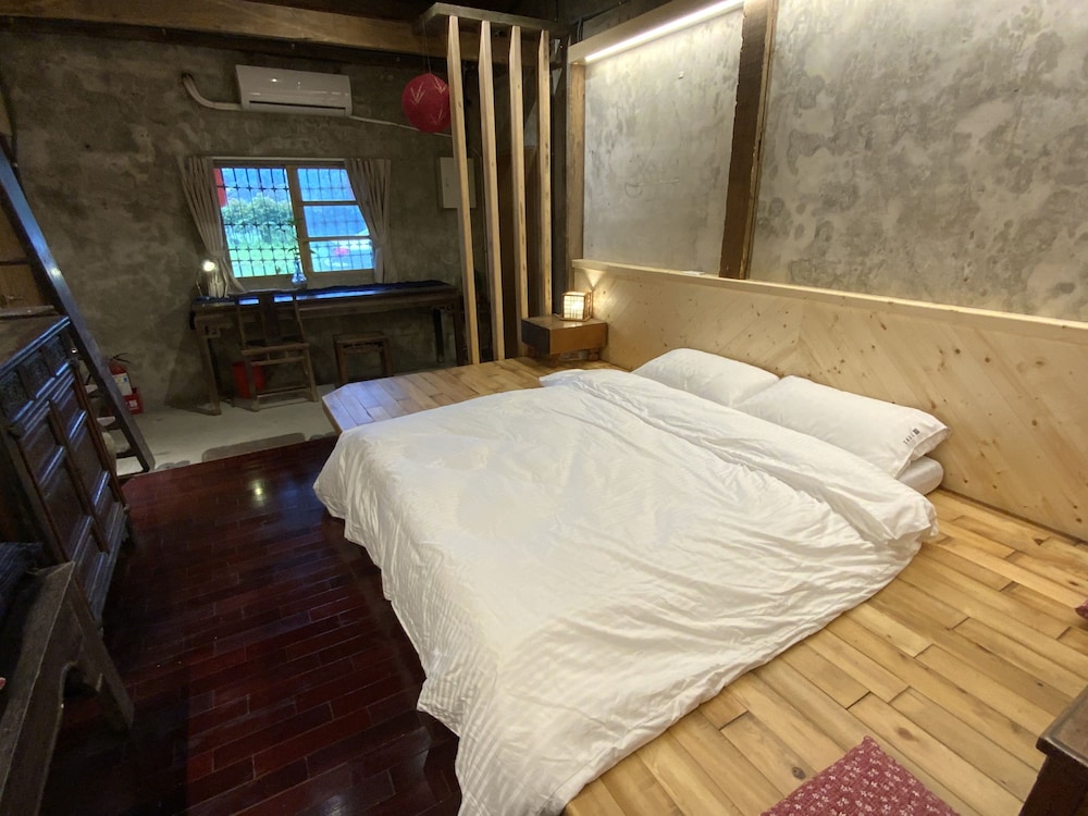 Photo 26