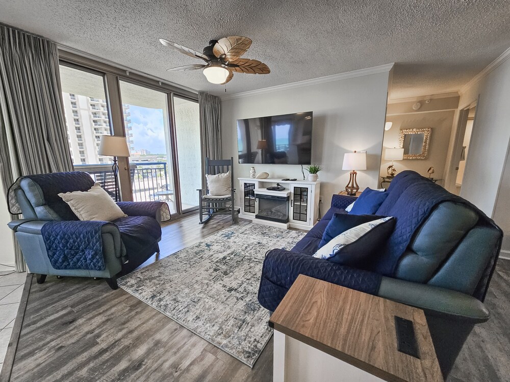 404bt, Ocean View Condo, Full Resort Amenities 2 Bedroom Condo