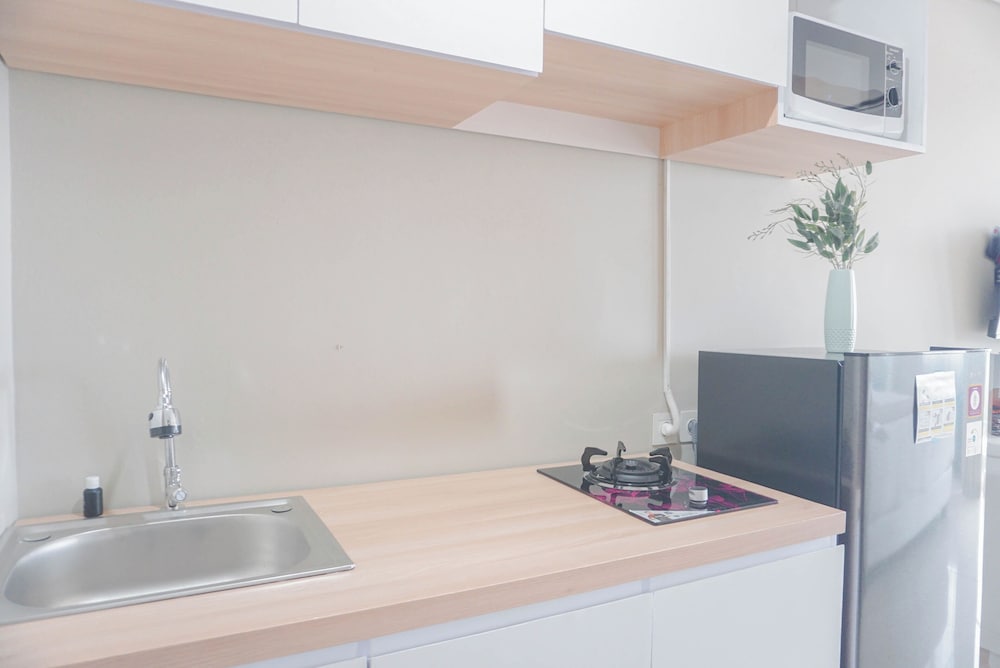 Homey Living and Well Designed Studio Room at Royal Sentul Park Apartment