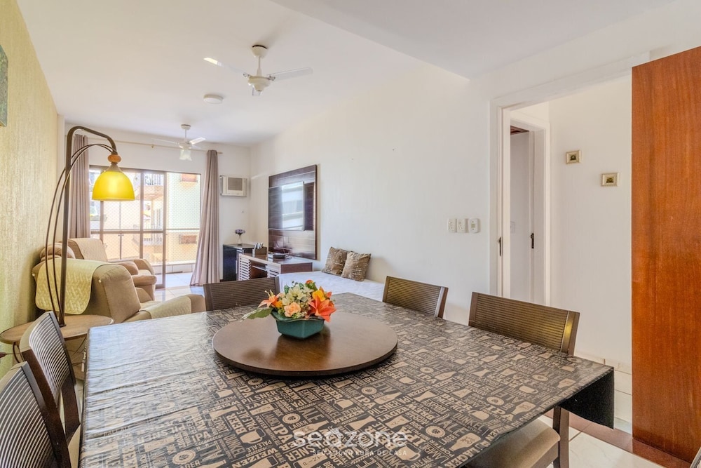 2B Apartment w/ Balcony Ads0103