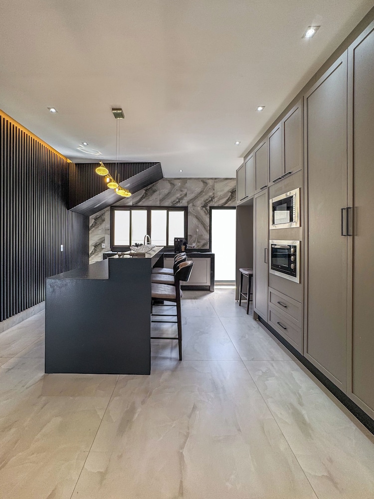 Mansão Luxo Lago - Caldas Novas