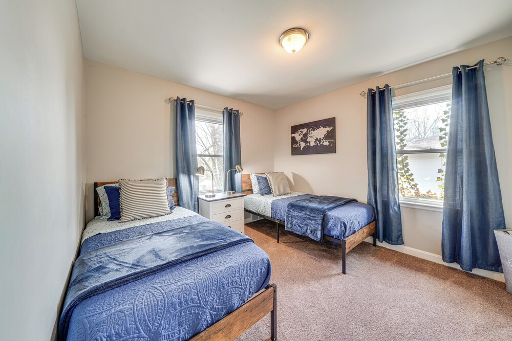 4 Mi to Churchill Downs: Updated Retreat w/ Deck!
