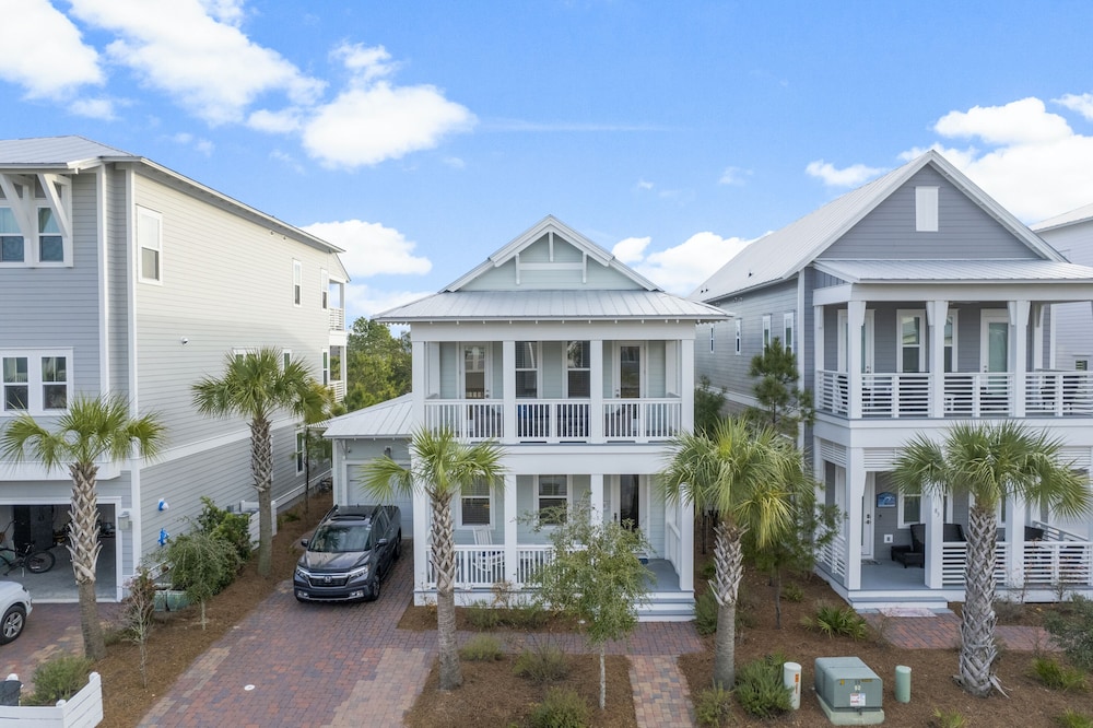 Prominence on 30A by Panhandle Getaways