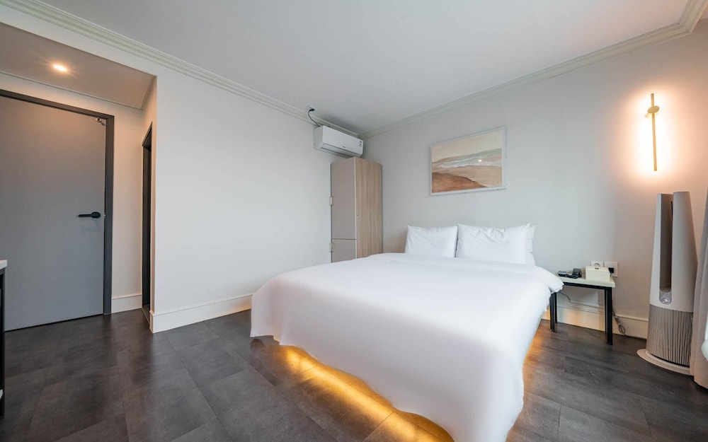 Busan Myeongji Hotel Myeongji view 4