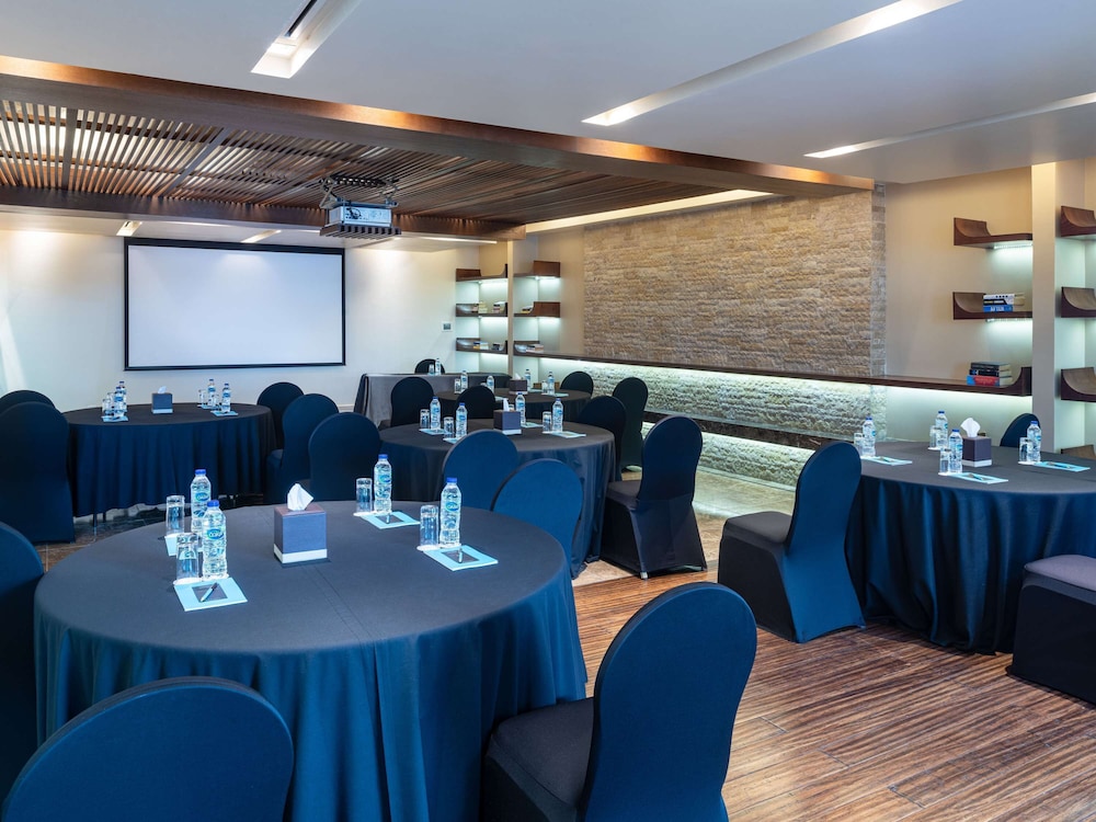 Sofitel Dubai The Palm Resort & Spa