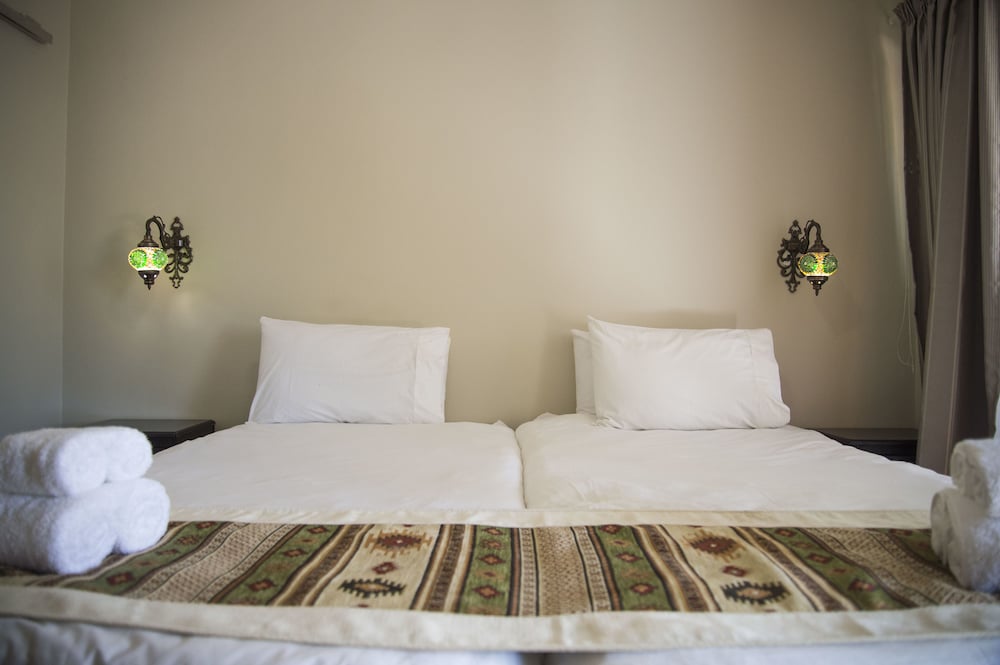 Tsumeb Backpackers & Safari