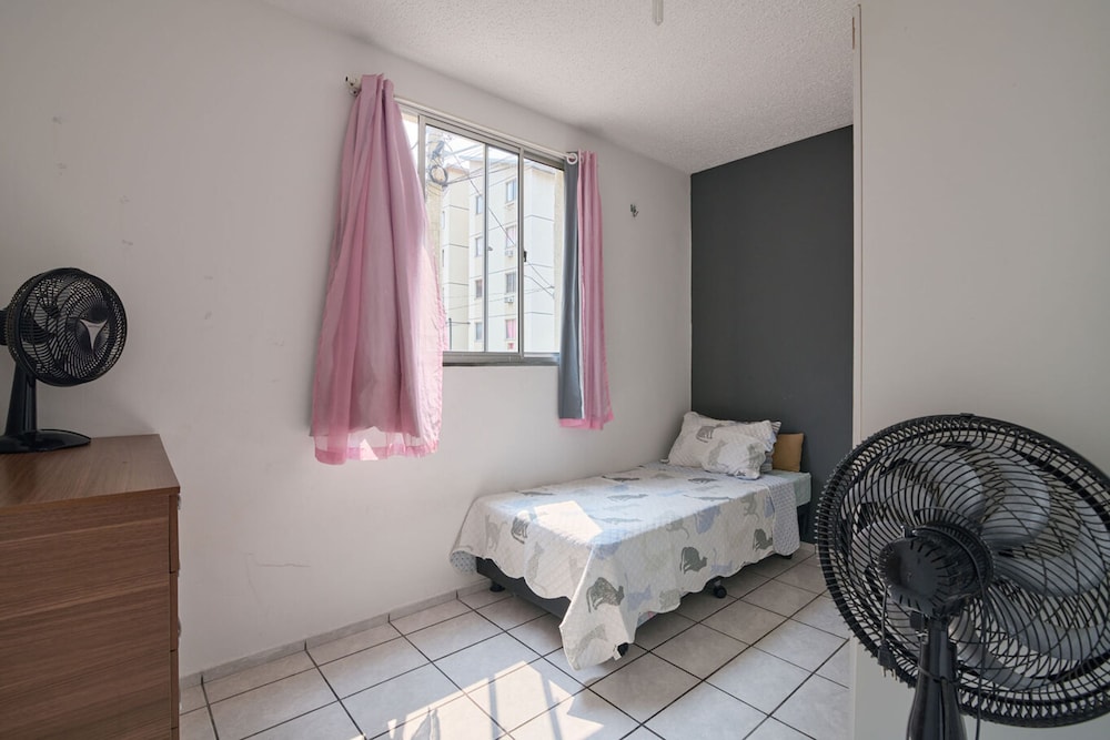 Flat Confort vel com Wi-fi em Santa Cruz RJ