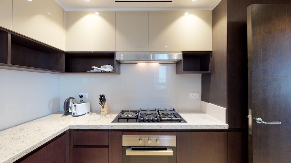 Lux BnB Dubai Creek Residences