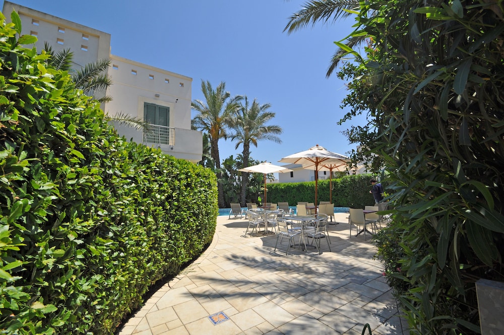 Ara Inn Resort