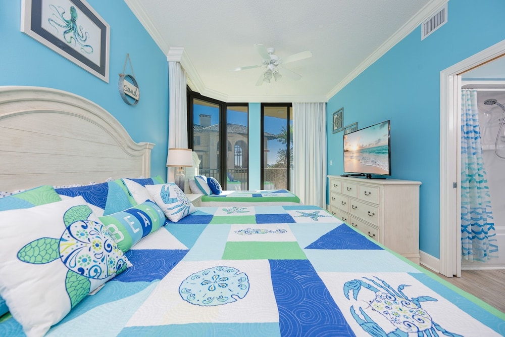 Phoenix On The Bay 1134 3 Bedroom Condo